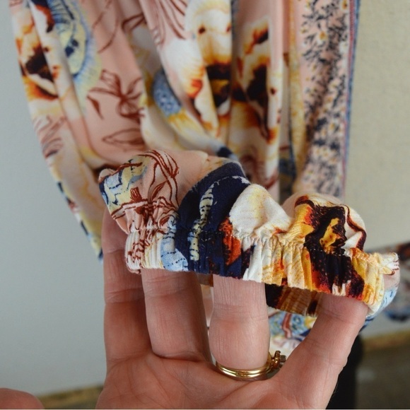 Maurices Pink Floral Peasant Sleeve Kimono, Size S/M - Picture 5 of 9